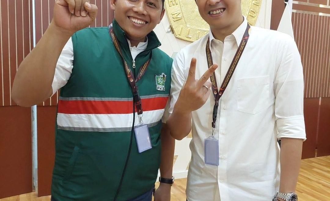 Dua caleg idola 😍 Abdul Rochim “Cak Rochim” dan Taufik Hidayat Legenda bulutangkis Indonesia